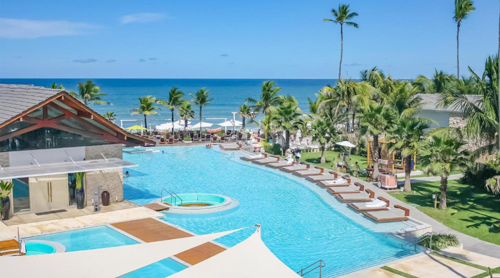6 resorts no litoral brasileiro para aproveitar o feriado com toda a família