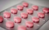 Juiz suspende norma que autoriza farmacêuticos a prescreverem remédios | Lifebrunch